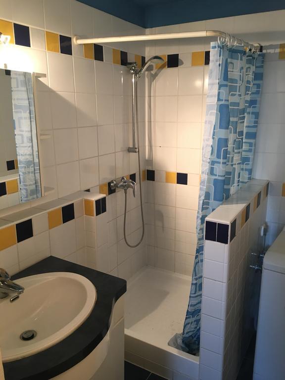 Appartement Malnas Macska Apartman à Szekszárd Extérieur photo