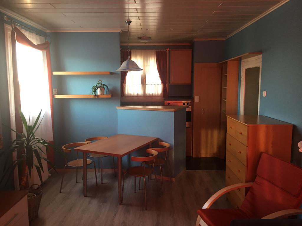 Appartement Malnas Macska Apartman à Szekszárd Extérieur photo